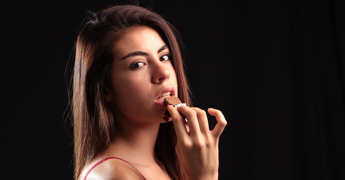 découvrez un guide complet sur le plaisir anal, comprenant des conseils, des techniques et des recommandations pour une expérience sûre et agréable. explorez les différentes facettes de la sensualité et apprenez à mieux comprendre votre corps.
